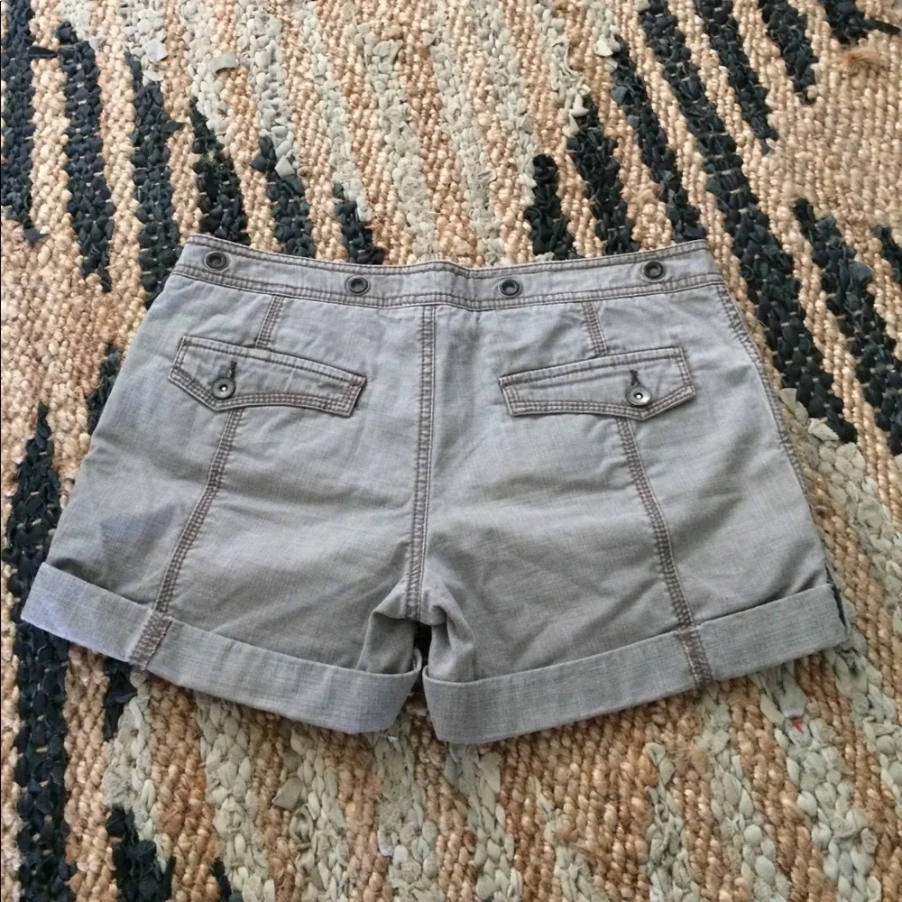 Gray Women's Casual Roll-Cuff Shorts